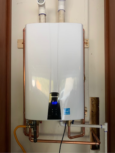 Which One Suits Your Needs Best? Gas Tankless Water Heaters Vs. Gas Tank Water Heaters