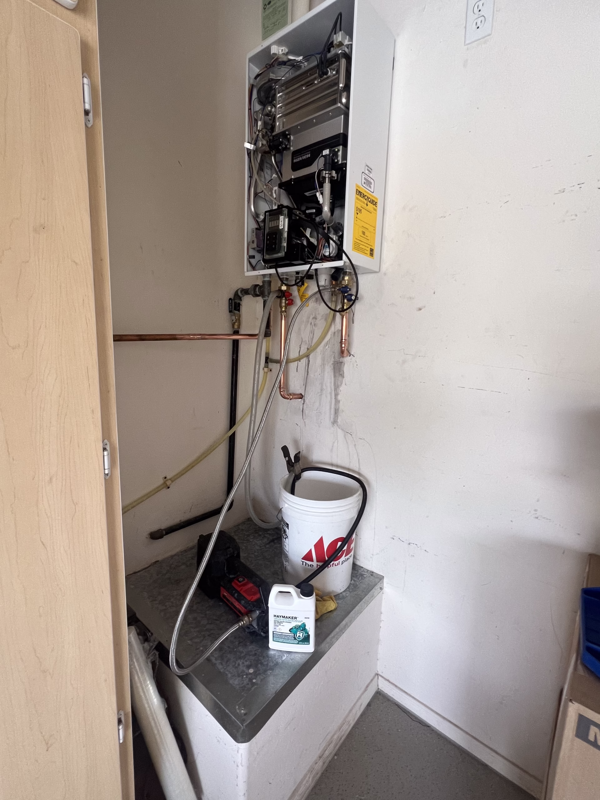 Tankless Water Heater Noise: Your Guide to Popping, Banging, and Grinding Sounds